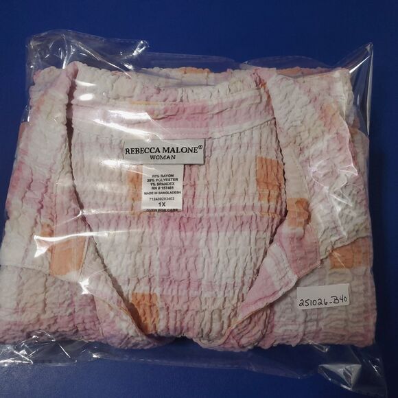 Rebecca Malone Pink Seersucker Top Button Blouse Size 1X Roll Tab Sleeves - Picture 10 of 10